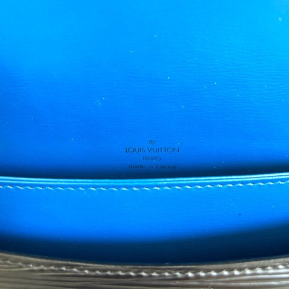 LV Epi Friedland Shoulder Bag - Picture 7 of 13